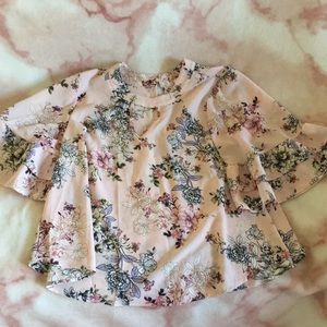 Urban Romantics womens floral blouse M NWOT